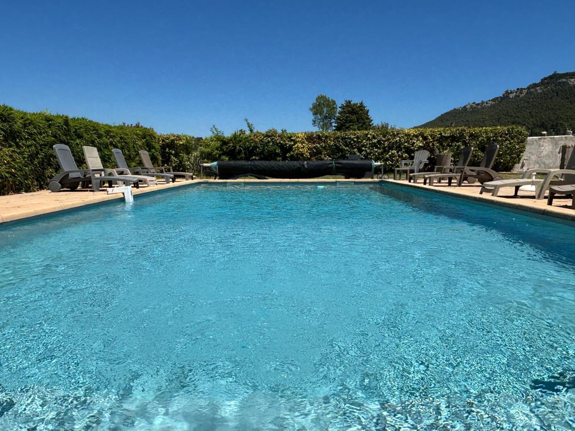 Appart. 4 Pers A 6 Kms De Cassis Avec Acces Piscine 로크포르라베둘 외부 사진